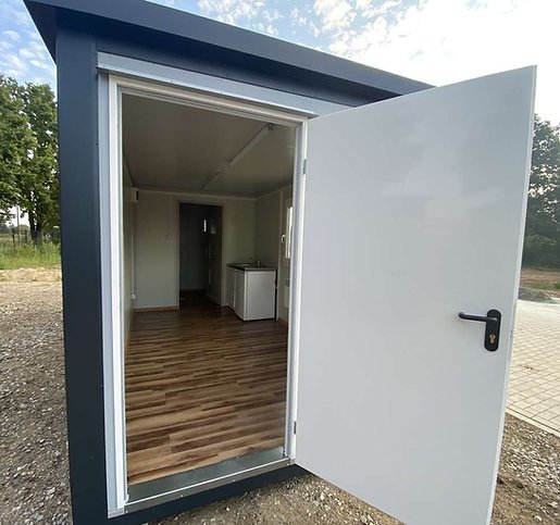 Contenedor 6x2,40m + WC, ducha y cocina