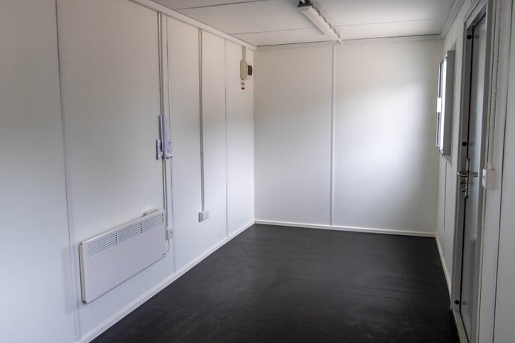 Contenedor de oficina de 20' con 2 ventanas - Imagen 3